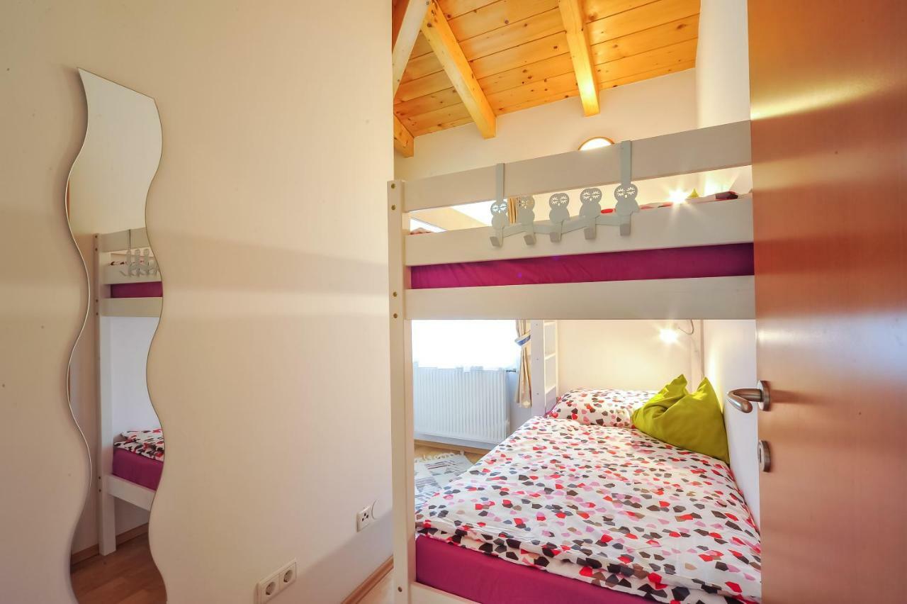 Ferienwohnung Regina Sankt Peter-Freienstein Εξωτερικό φωτογραφία